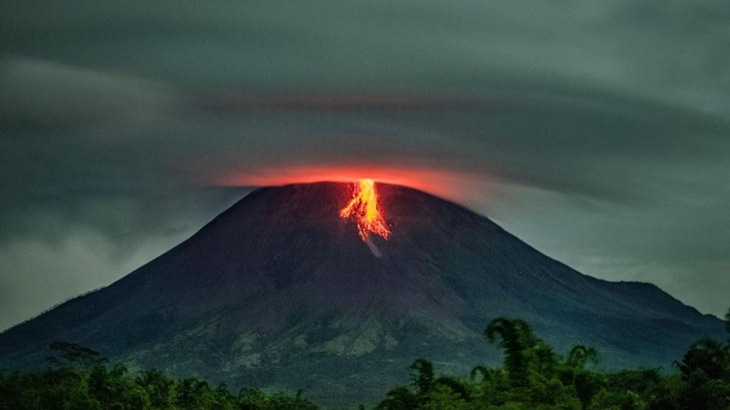 Terjadi 17 Kali Guguran Lava Pijar, Kubah Gunung Merapi Bertambah Signifikan