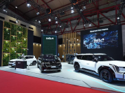 KIA Bawa Seluruh Lini Produknya di IIMS 2025, Mulai dari Carnival Premiere 7-seater Hingga EV9 GT-Line