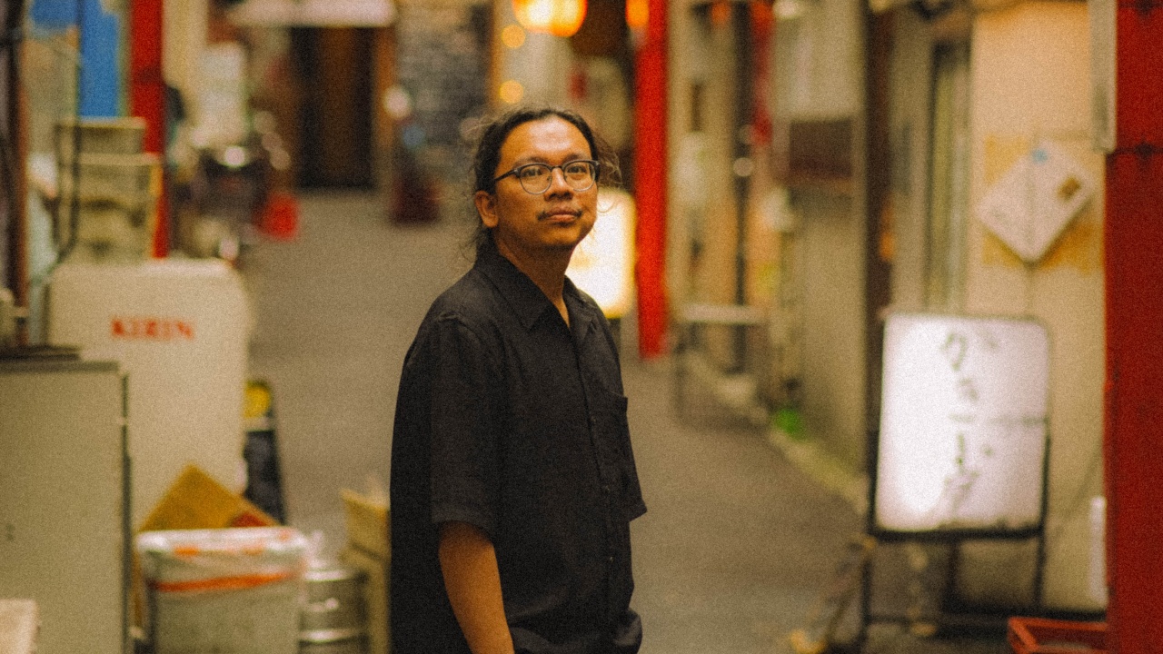 Boy Warongan Kembali ke Dunia Musik Lewat Lagu 'Belum Boleh Pulang', Simak Lirik Lengkapnya