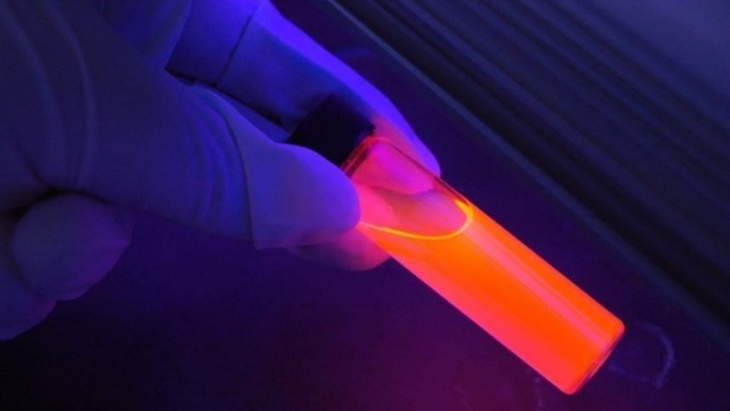 Perusahaan Jepang Buat Lampu UV Pembasmi Virus Corona dalam Ruangan