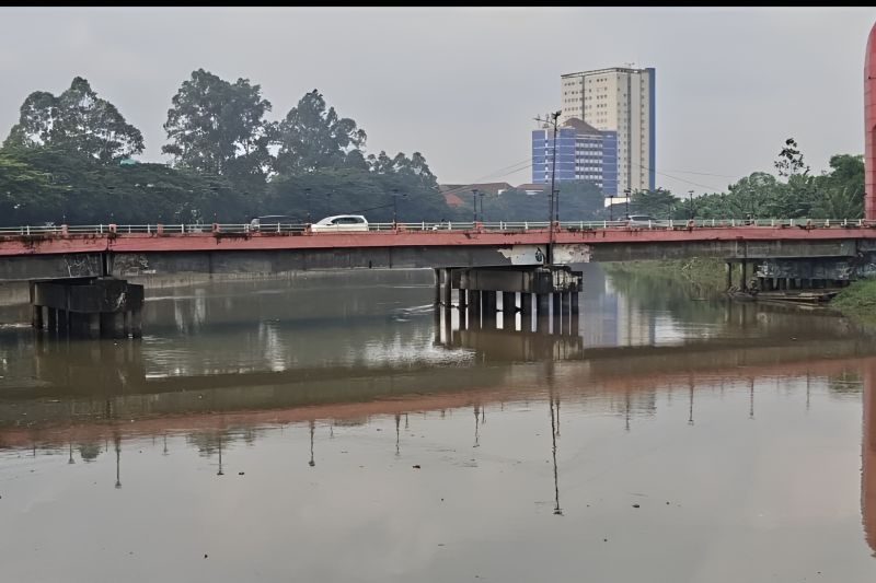 Ternyata Gudang Pestisida Pencemar Sungai Cisadane Tidak Punya IPAL. Kok Bisa?