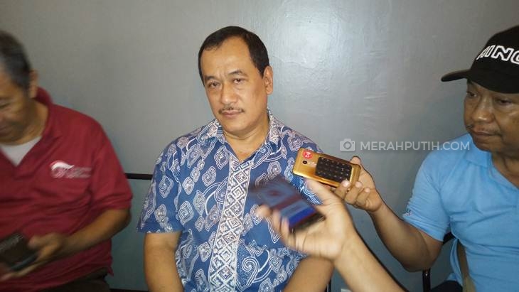 Perwakilan Lembaga Dewan Adat Keraton Surakarta, KPH Eddy Wirabhumi, Kamis (21/5). (MP/Ismail)