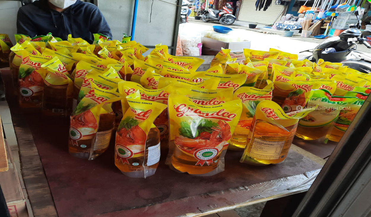 Anggota DPR Sebut Beli Minyak Goreng Pakai PeduliLindungi Bikin Ribet