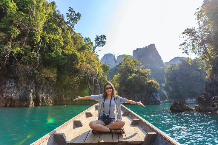 Teman Traveling Terbaik Berdasarkan Zodiak