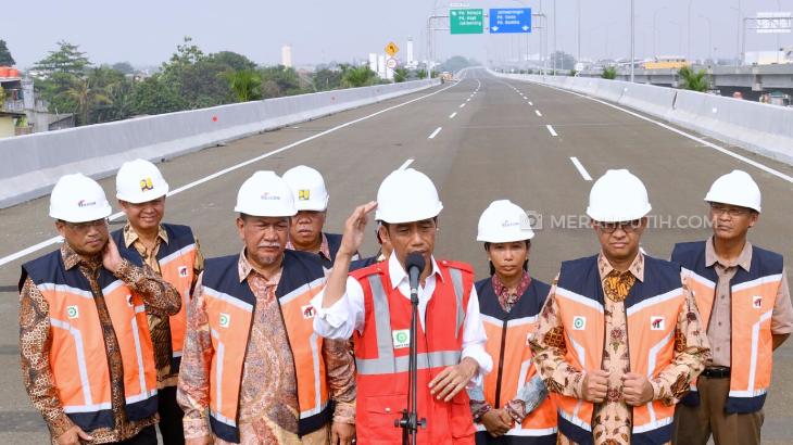 Tiang Girder Tol Becakayu Ambruk, Presiden Jokowi Perintahkan Menteri PUPR Perketat Pengawasan Proyek Infrastruktur 