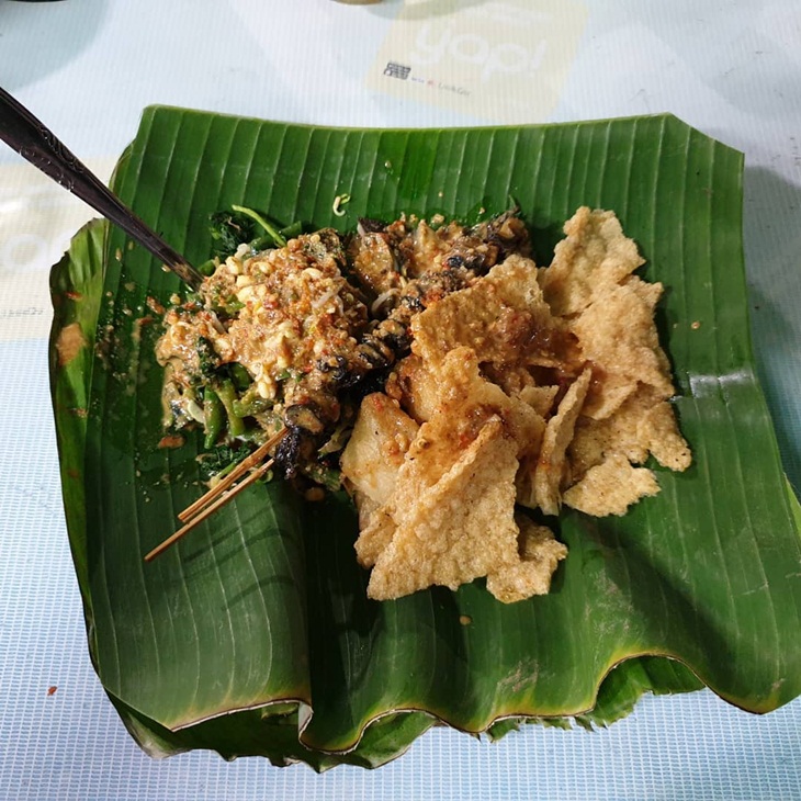 Nasi pecel Semarang. (Foto: Pixabay/instagram.com/habeb_tomm)