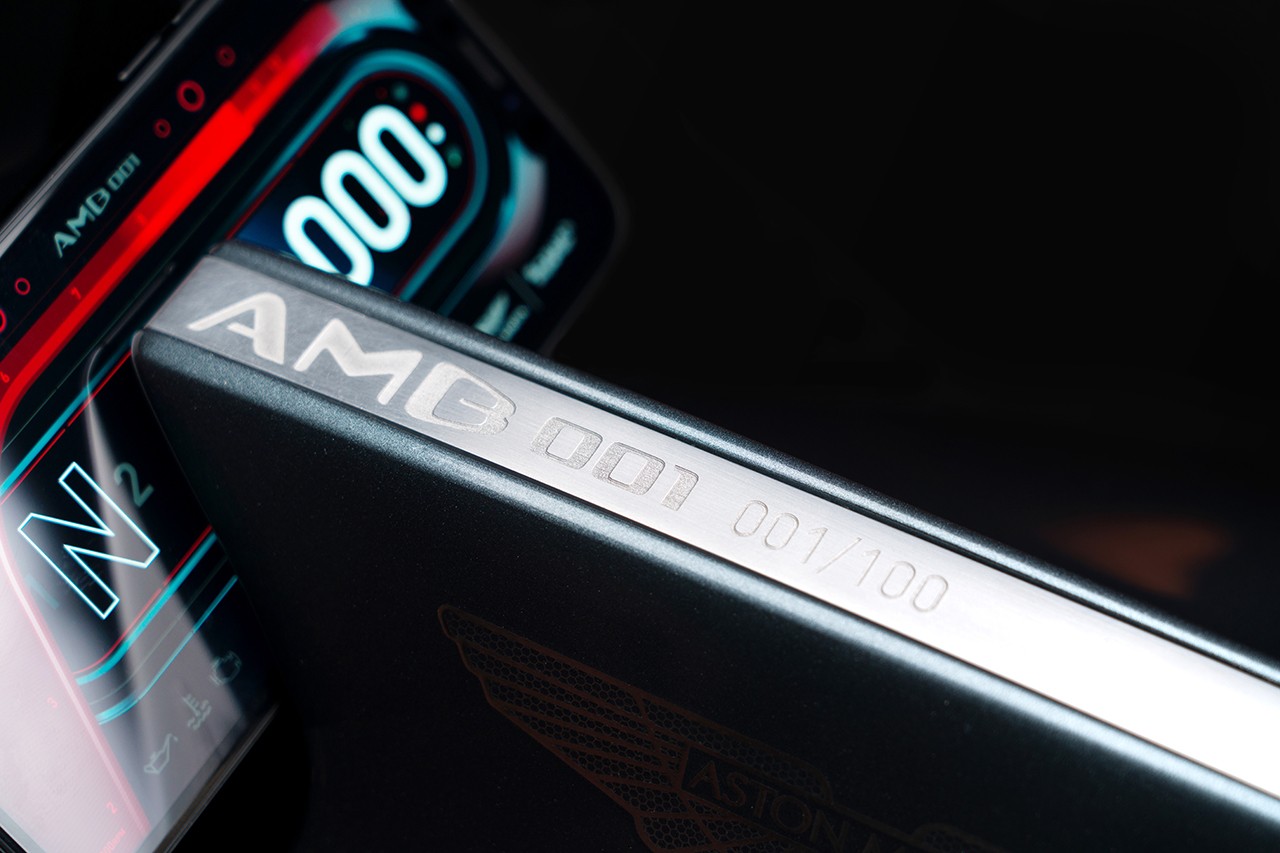 Moge Terbaru dari Aston Martin Dibanderol Seharga Rp 1.6 Miliar