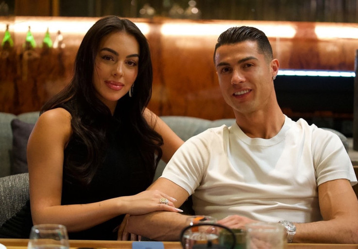Bukan Sekadar Mewah, ini Makna Cincin Tunangan Cristiano Ronaldo dan Georgina Rodriguez