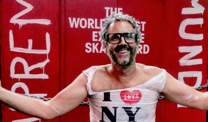 Supreme Mundi, Skateboard 