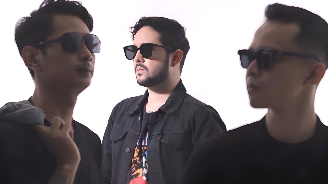 Lirik Lagu 'Terjadi Di Depan Mata', Proyek Musik Aktor Donny Michael