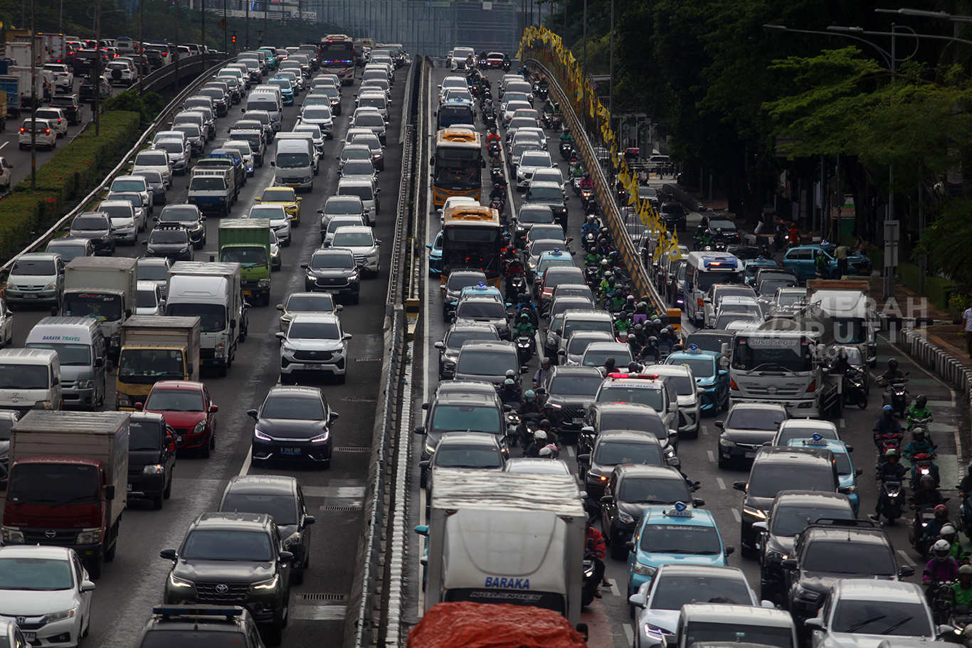 Pemprov DKI Jakarta Beri Keringanan hingga Bebaskan Pajak Kendaraan Bermotor