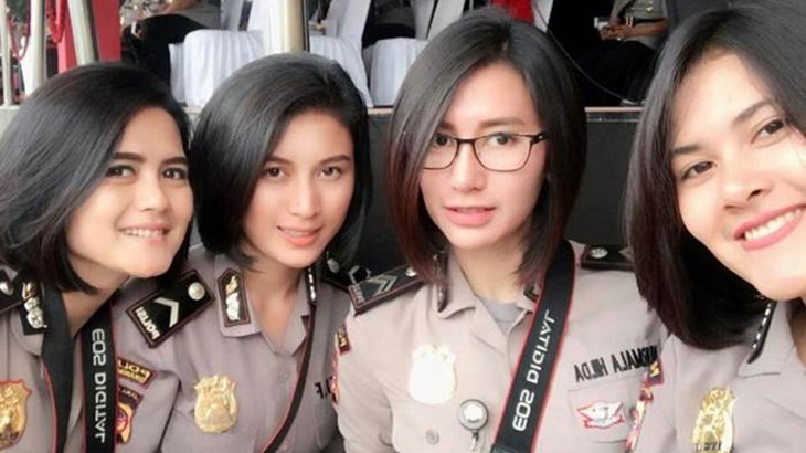 Polwan Cantik Bikin Meleleh Netizen