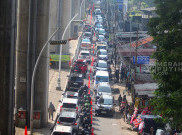 Melihat Pemberlakuan Contra Flow di Jalan Ciledug Raya Jakarta