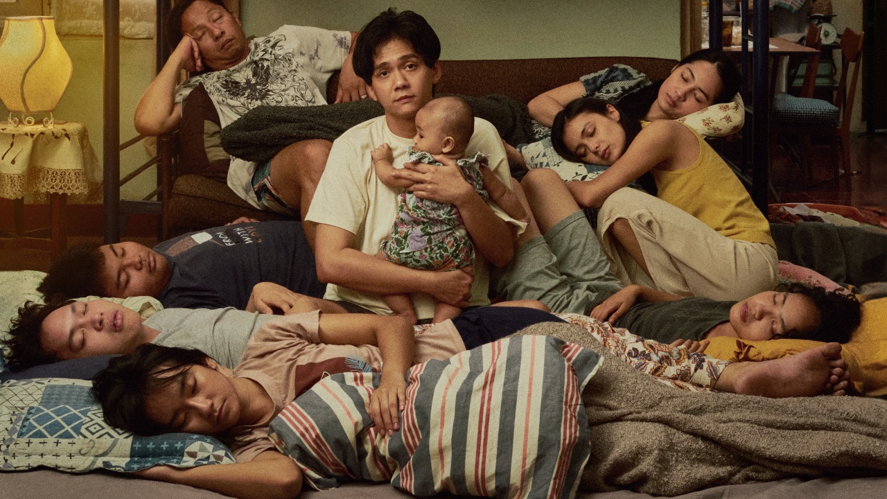 Penuh Haru, Film '1 Kakak 7 Ponakan' Jadi Penutup Malam JAFF 2024