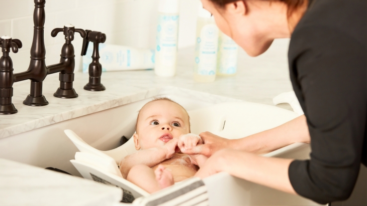 Lakukan toilet training pada si kecil (Foto: Unsplash The Honest Company)
