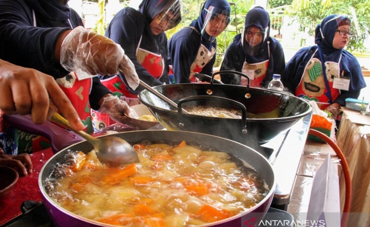 Pemprov DKI Izinkan Restoran Buka Selama Puasa, Layani Warga Sampai Sahur