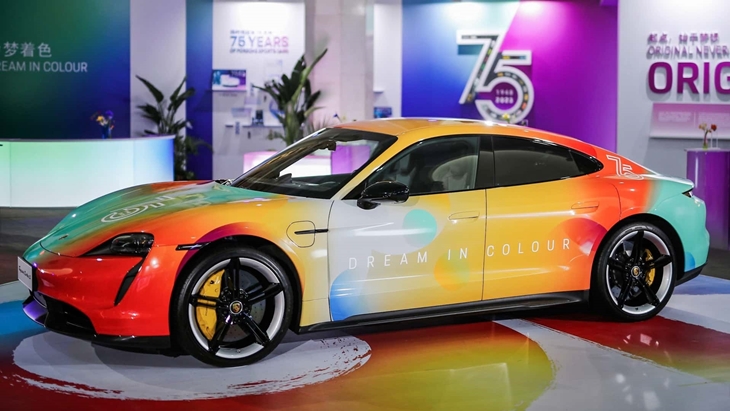 Ulang Tahun Ke-75, Porsche Rilis Taycan Penuh Warna