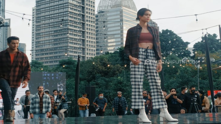 Koleksi UNIQLO Flannel Fall/Winter 2022 Tampilkan Beragam Pattern Unik