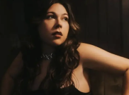 “Sailor Song” Gigi Perez Terasa Dekat dengan Pendengar yang Memendam Rasa Cinta, Simak Liriknya