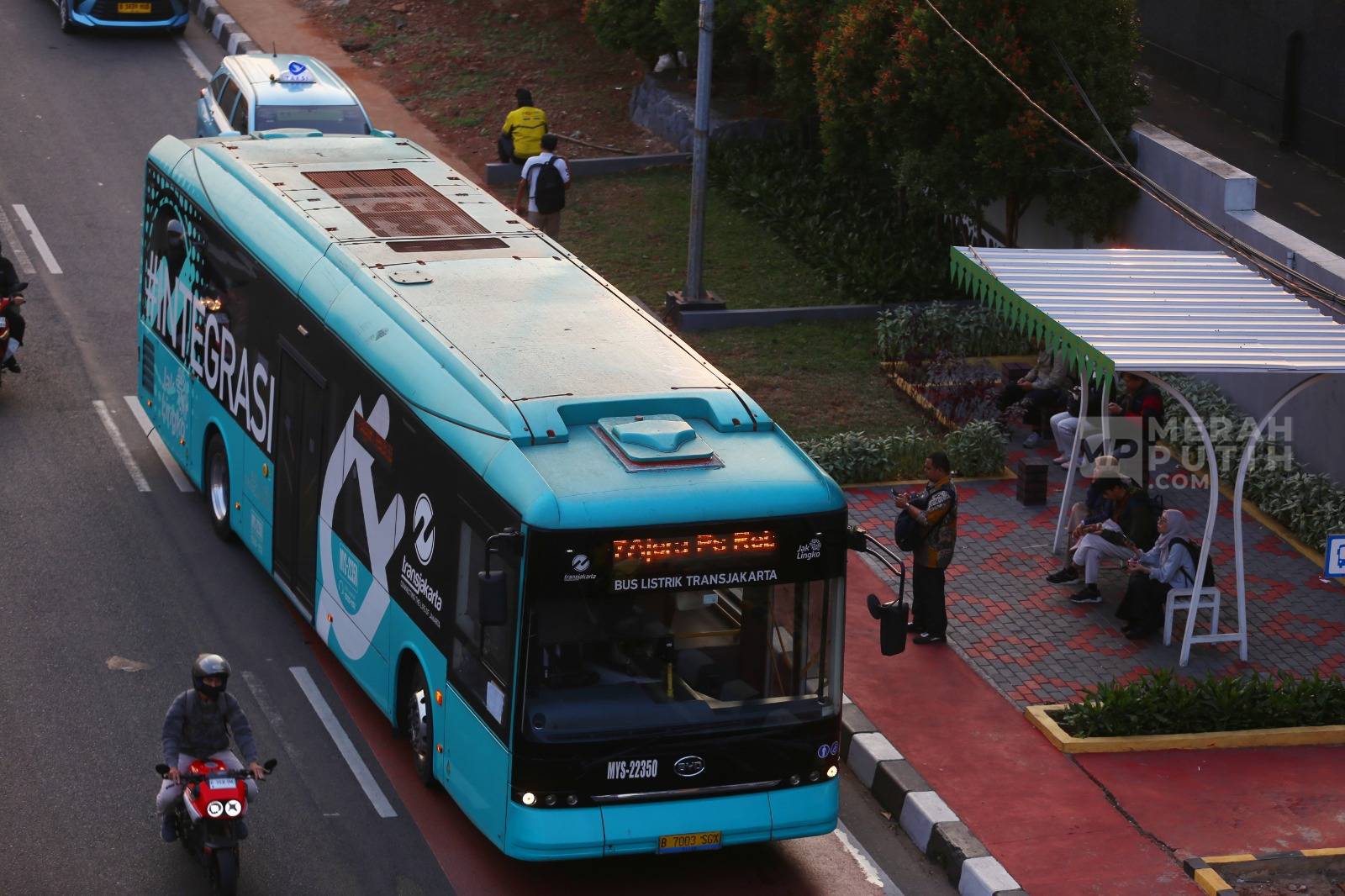 Pemprov DKI Masih Kaji Rencana Kenaikan Tarif Transjakarta