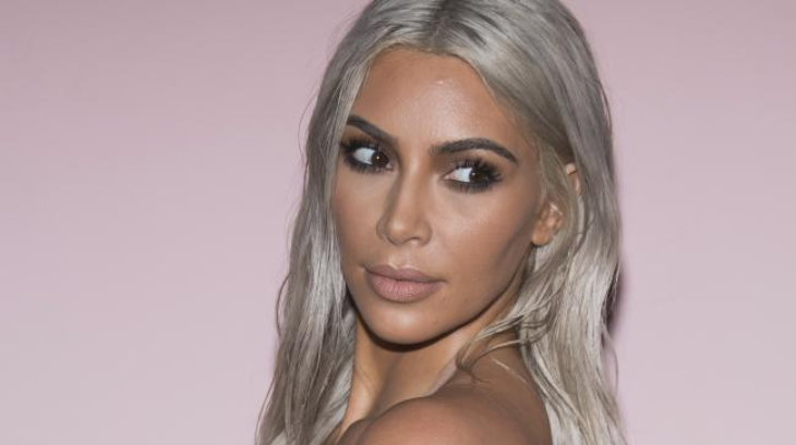 Hadir di New York Fashion Week, Begini Model Rambut Baru Kim Kardashian
