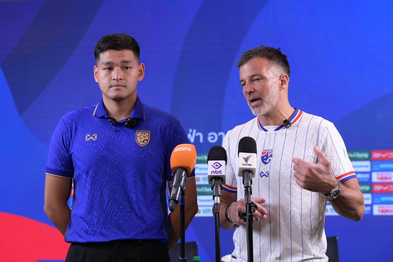 Umumkan 23 Pemain untuk FIFA ASEAN Cup, Ada Chanathip dan Supachai, Anthony Hudson Bicara soal Bentrok Timnas Thailand dengan Vietnam Lagi