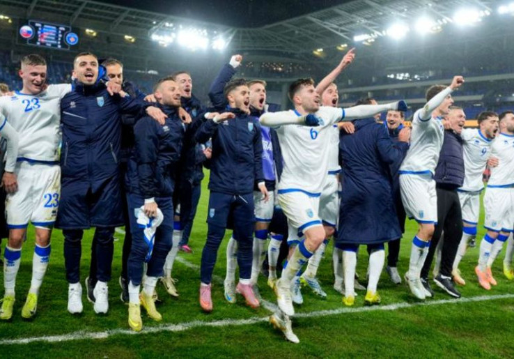 Jual-Beli Gol di Play-off Kualifikasi Piala Dunia, Kosovo Singkirkan Slovakia Lewat Drama 7 Gol