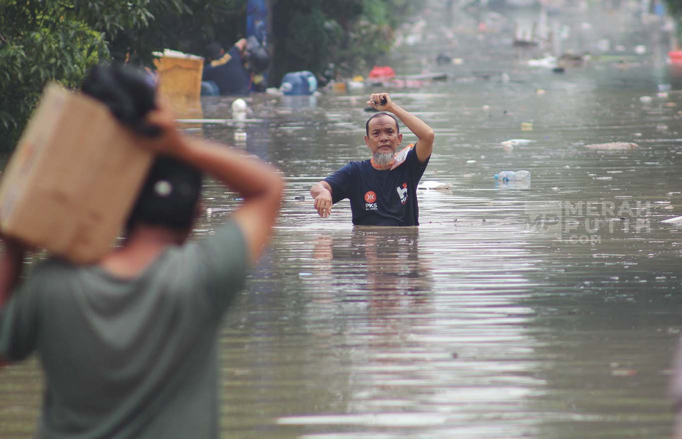 Jawa Barat Dilanda Banjir dan Tanah Longsor, Dedi Mulyadi: Pemerintah Lagi yang Salah?