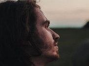 Membenci Diri Sendiri Bikin Kamu Sulit Berkembang