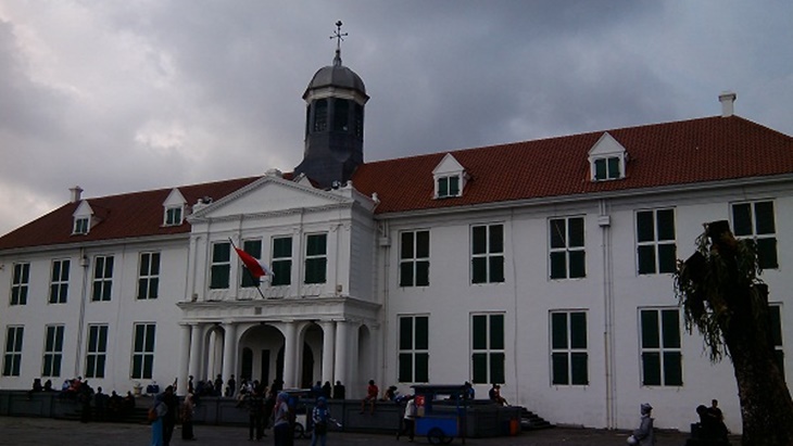 Pengunjung Kota Tua Membludak, Alur Pintu Masuk dan Keluar Diubah