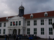 Pengunjung Kota Tua Membludak, Alur Pintu Masuk dan Keluar Diubah