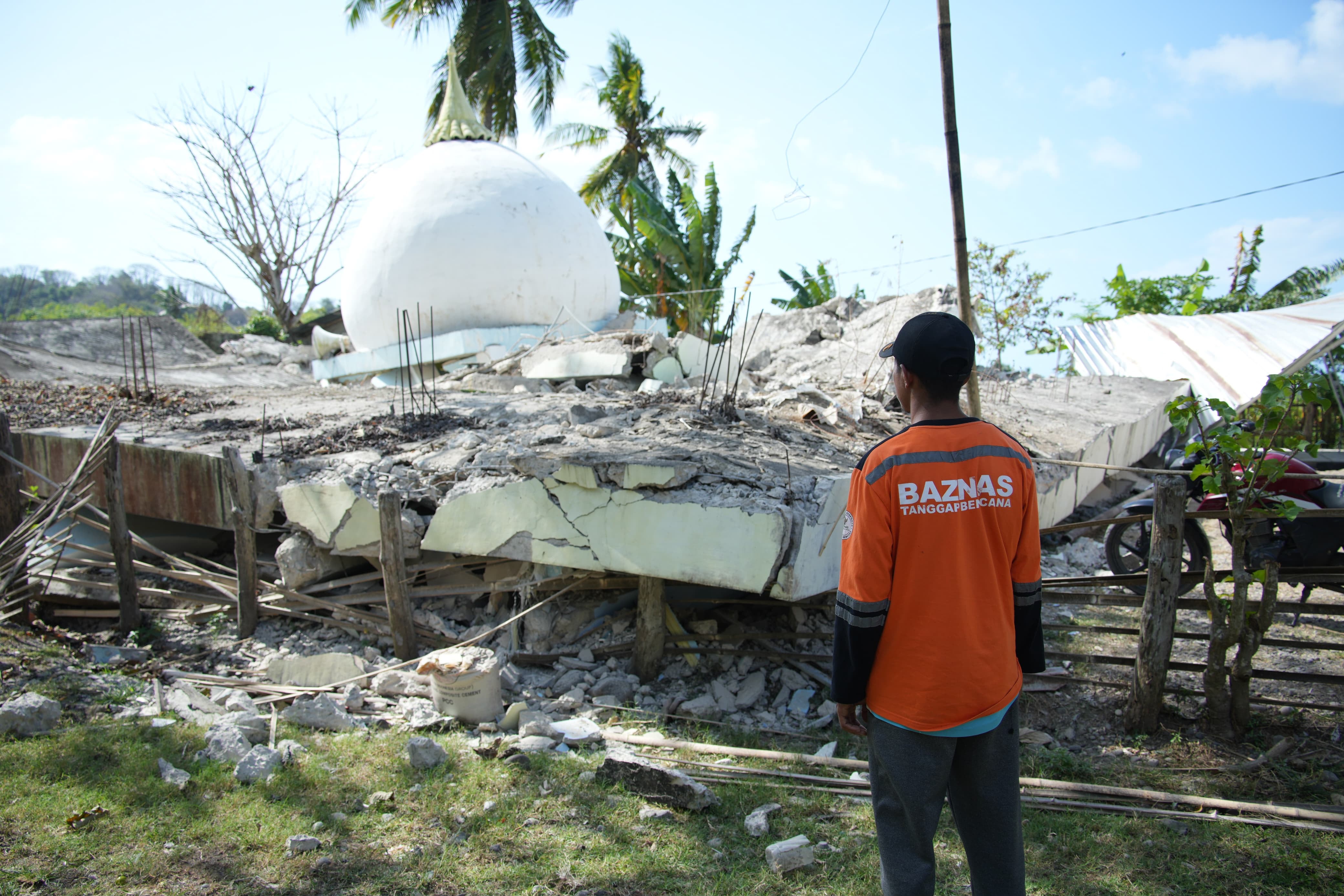 Gempa Susulan Picu Ancaman Longsor, Alat Berat Disiagakan Jaga Jalur Logistik NTT
