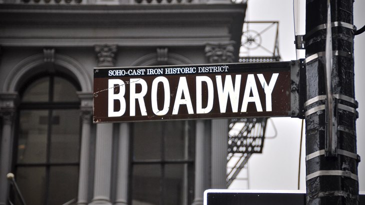 Broadway Plus Beri Kesempatan Disapa Bintang-Bintang Besar Broadway Saat #DiRumahAja