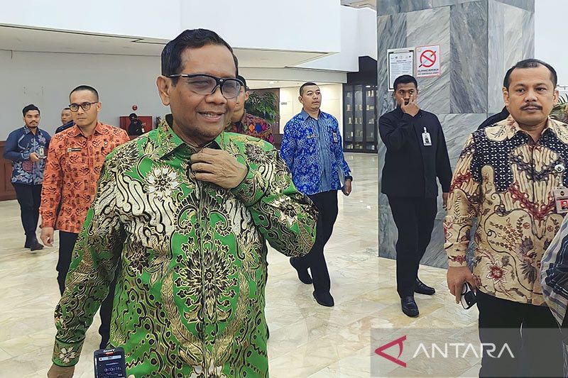 Mahfud MD Ungkap Bisikan Megawati di Resepsi Pernikahan
