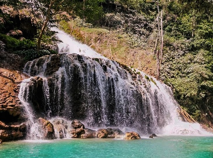 air terjun lapopu