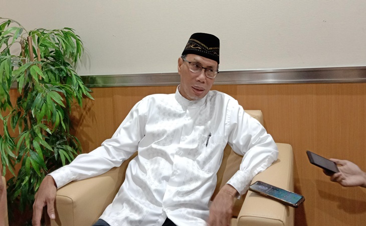 Ketua Fraksi PKS DPRD DKI Jakarta Muhammad Arifin minta Satpol PP awasi semua reklame di Jakarta