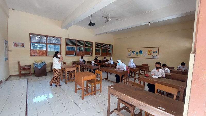 Krisis Guru Hantui Kota Solo
