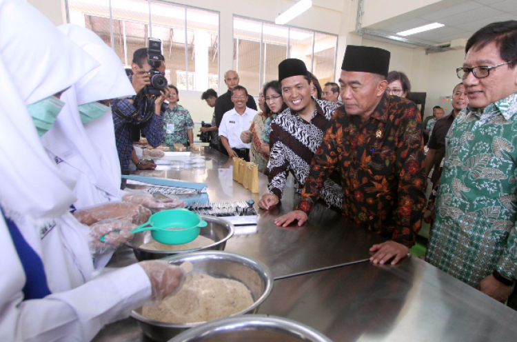 Kata Mendikbud Lima Hari Sekolah itu Khusus Buat Guru Bukan Siswa 