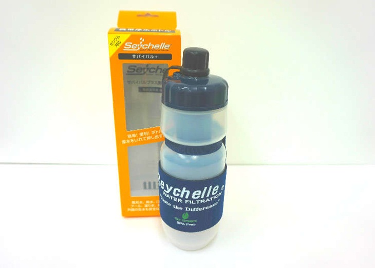 Botol pembersih air fortabel. (Foto: livejapan.com)