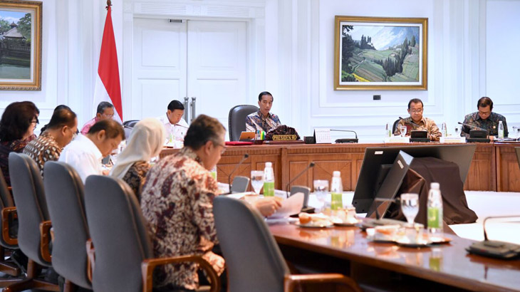 Jokowi Tegaskan Negara Hadir dalam Perlindungan Konsumen