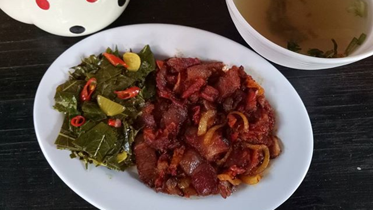 Pengen Nikmati Tiga Kuliner Legendaris NTT di Satu Tempat? Ini Surganya