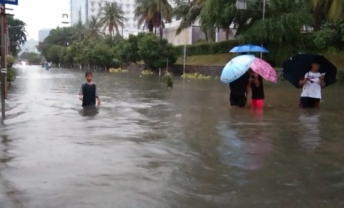 Banjir 40-60 cm di Jl. Industri, Jakarta Pusat. Foto: TMC Polda Metro Jaya