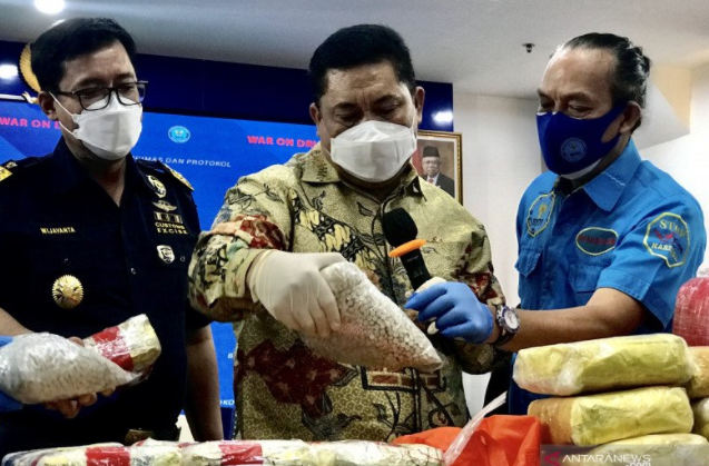 BNN Bongkar Jaringan Dumai-Madura Pengedar Ratusan Kg Sabu dan Ekstasi