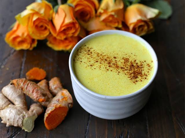 Turmeric latte
