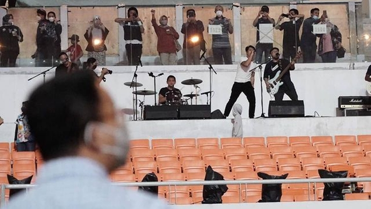 Anies Tonton Band Nidji ‘Tanpa’ Giring di JIS