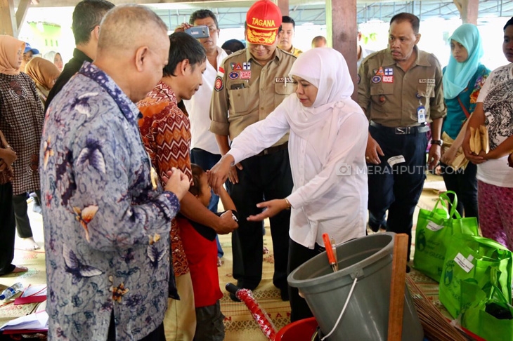 Korban Badai Cempaka Dapat Santunan Rp 900 Ribu per Orang 
