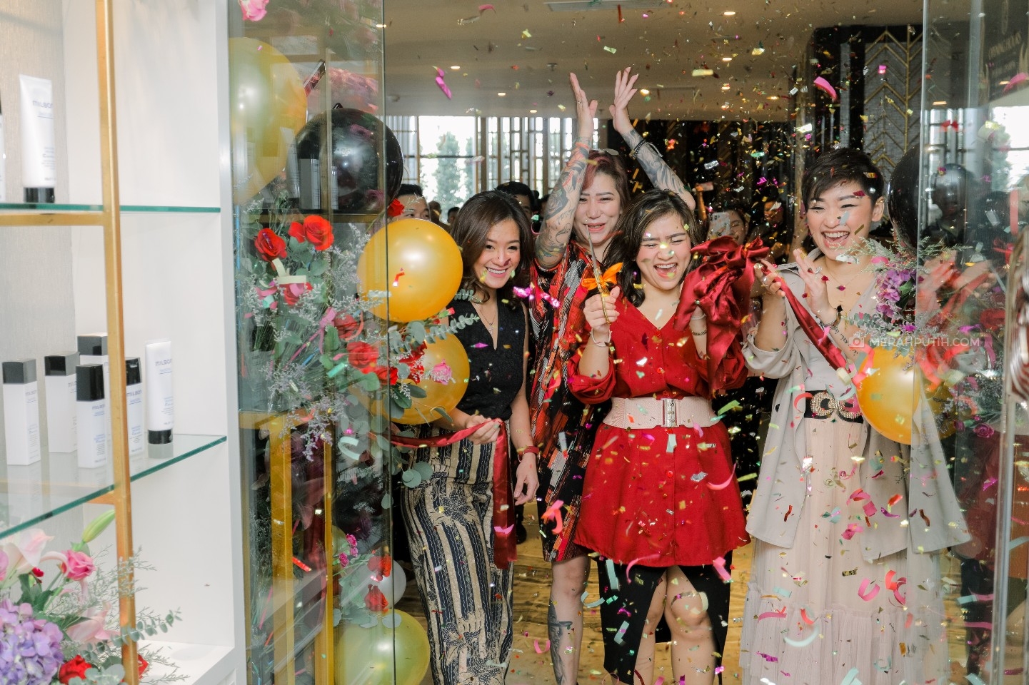 Le Mere Salon Grand Opening