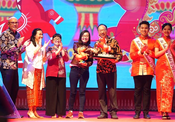 Tukar Kuda Api Indonesia-China di Imlek Festival 2577 Simbol Optimisme dan Kedekatan Kedua Negara