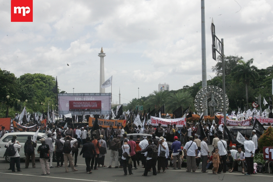 Dilarang Polisi