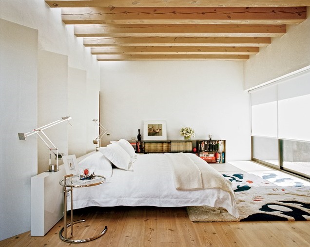 White idea room